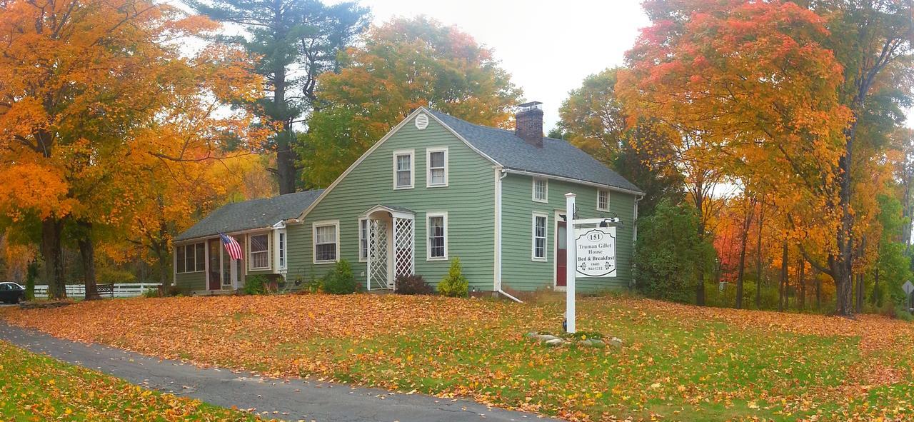 Truman Gillet House B & B Granby Exterior photo